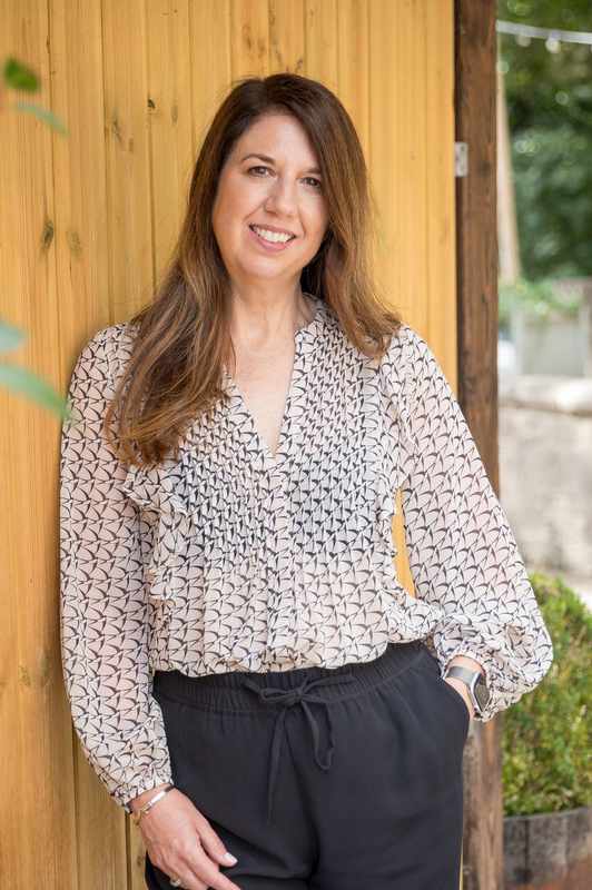 Sarah  Ufton, Sales Consultant